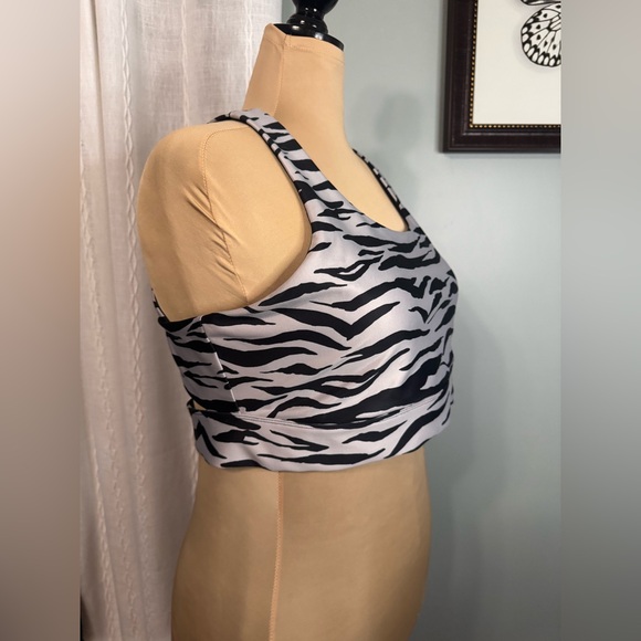 Good American Zebra Print Sports Bra size 7 (4XL) - Picture 2 of 6